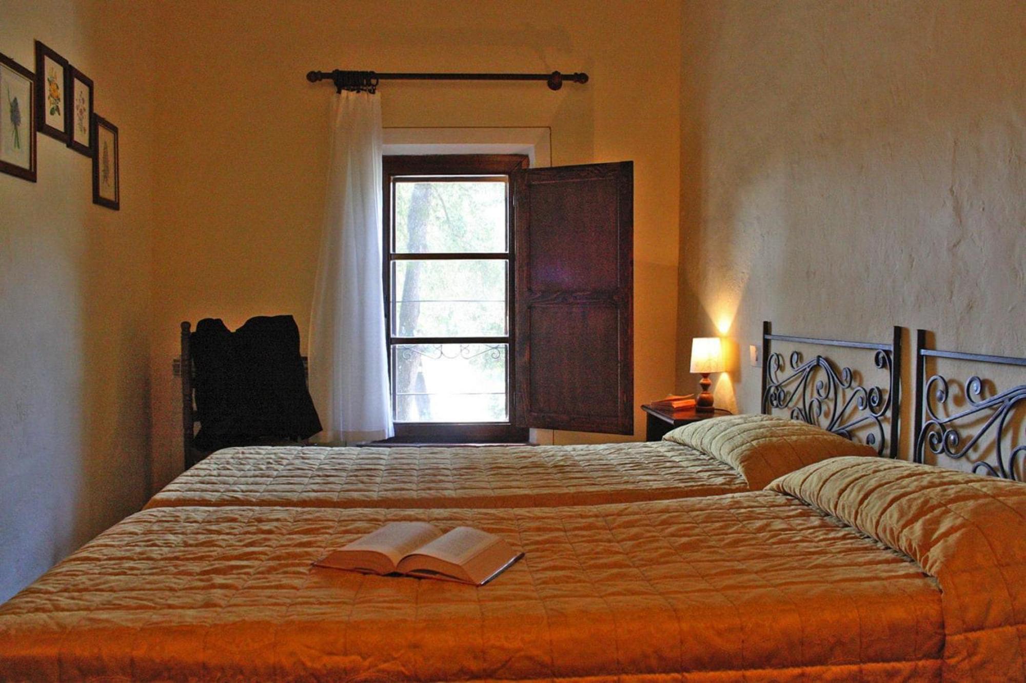 Fattoria Bio Pieve A Salti Montalcino Apartment Exterior photo